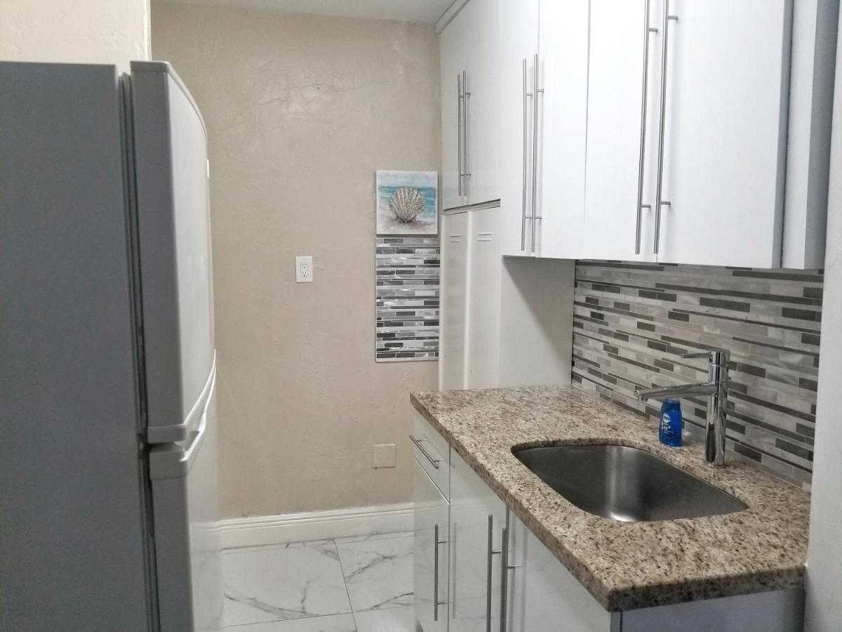 Glam Private Studio 4 Miles From Beach Hollywood Extérieur photo